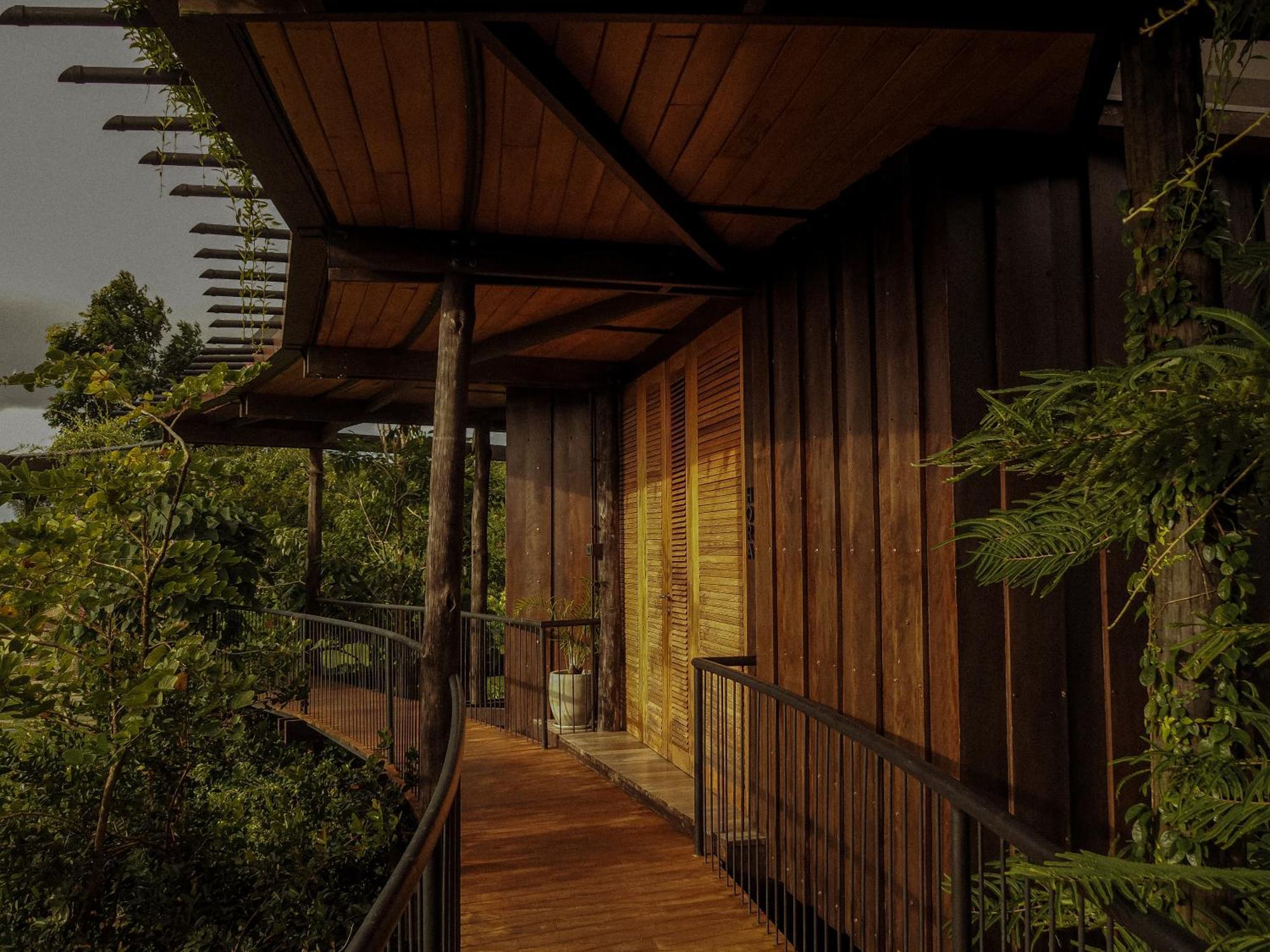 Hotel Trebartha East The Round House Ahangama Exterior foto